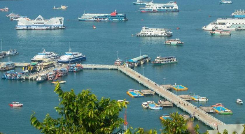 OYO 75327 Diyana Residence Pattaya Dış mekan fotoğraf